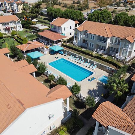 אולודניץ Larimar Suite Hotel מראה חיצוני תמונה