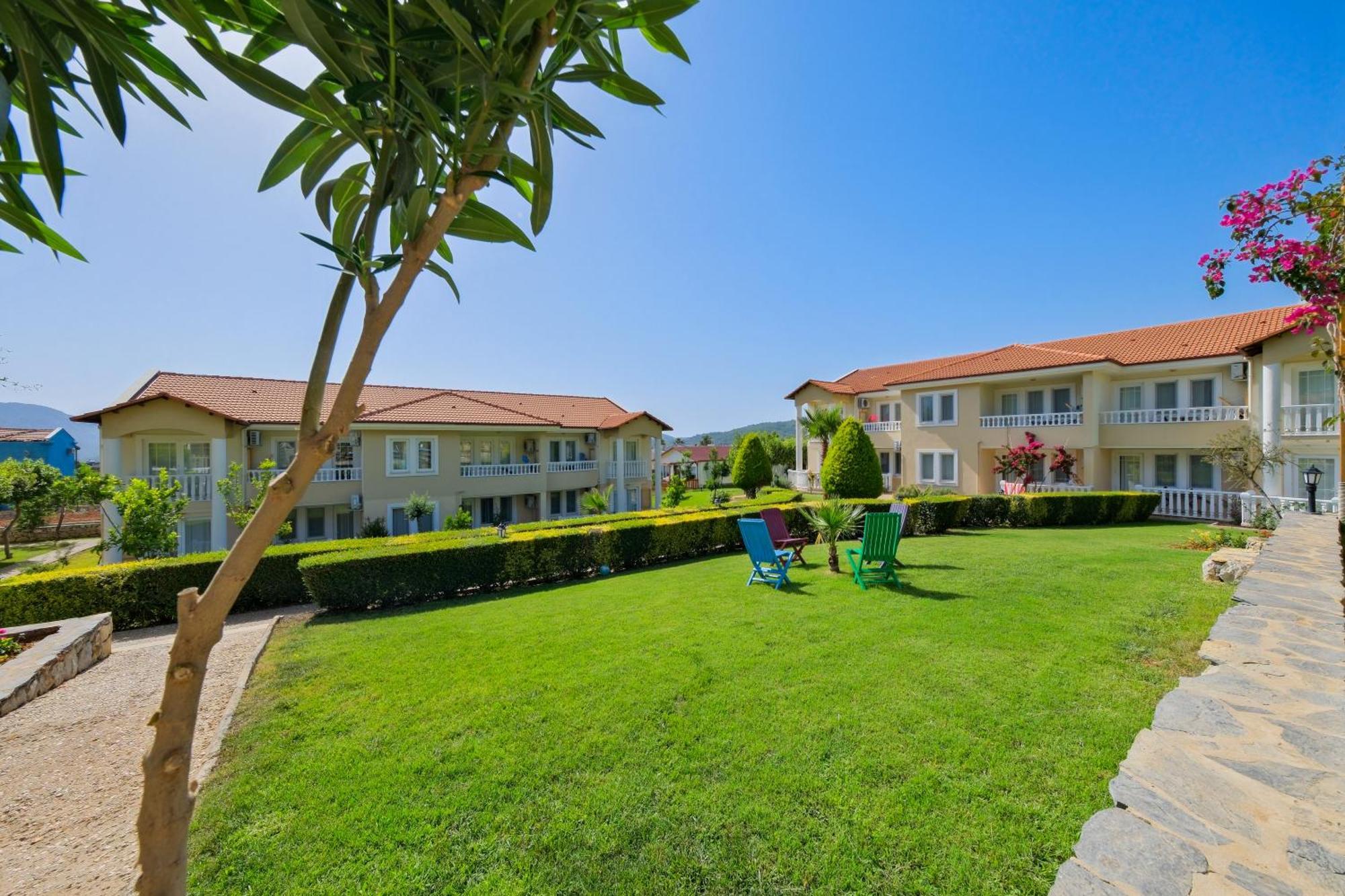 אולודניץ Larimar Suite Hotel מראה חיצוני תמונה