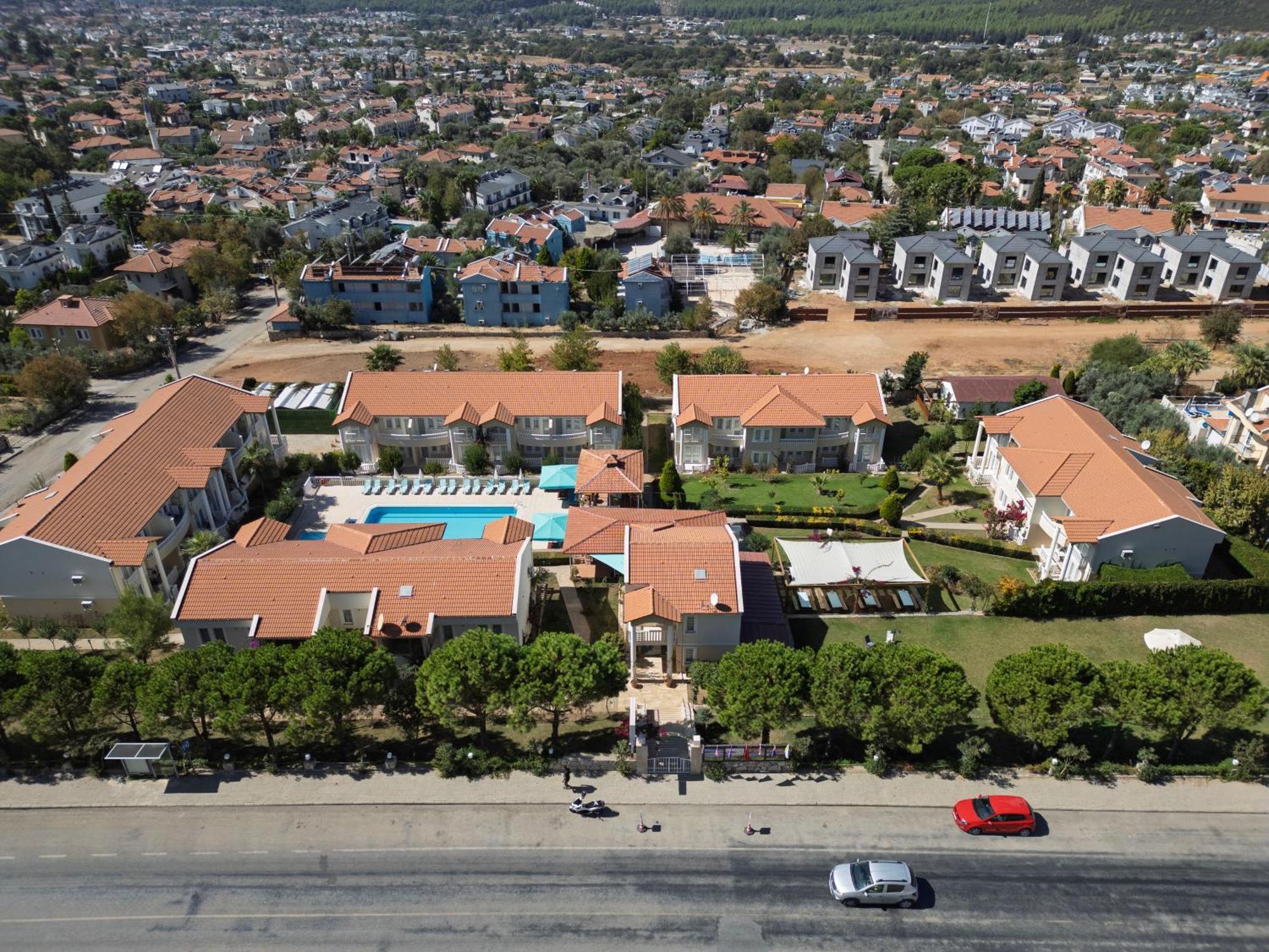 אולודניץ Larimar Suite Hotel מראה חיצוני תמונה